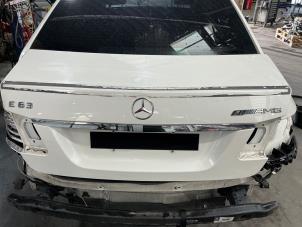 Gebruikte Achterklep Mercedes E-Klasse AMG (W212) 5.5 E-63 S AMG V8 32V 4-Matic Prijs € 50,00 Margeregeling aangeboden door Automaterialen Ronald Morien B.V.