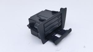 Gebruikte Cassettedeck (diversen) Volkswagen Corrado 1.8 G60 Prijs € 75,00 Margeregeling aangeboden door Automaterialen Ronald Morien B.V.