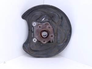 Gebruikte Fusee links-achter Audi RS7 Sportback (4KA) 4.0 V8 TFSI Mild Hybrid 32V Prijs € 245,00 Margeregeling aangeboden door Automaterialen Ronald Morien B.V.