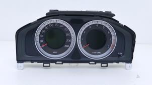 Gebruikte Cockpit Volvo V60 I (FW/GW) 1.6 T3 16V Prijs € 66,55 Inclusief btw aangeboden door Automaterialen Ronald Morien B.V.