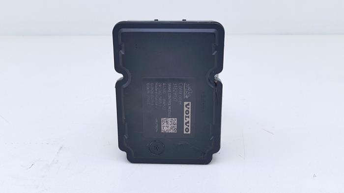 Gebruikte ABS Pomp Volvo V60 I (FW/GW) 1.6 T3 16V Prijs € 78,65 Inclusief btw aangeboden door Automaterialen Ronald Morien B.V.