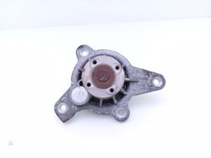 Gebruikte Waterpomp Bentley Continental GT 6.0 W12 48V Prijs € 45,00 Margeregeling aangeboden door Automaterialen Ronald Morien B.V.