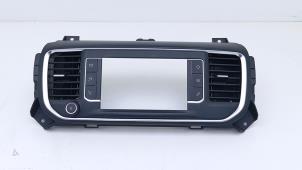 Gebruikte Luchtrooster Dashboard Opel Vivaro 2.0 CDTI 150 Prijs € 66,55 Inclusief btw aangeboden door Automaterialen Ronald Morien B.V.