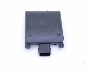 Gebruikte Dode hoek sensor Volvo XC40 (XZ) Recharge Twin 78 kWh Prijs € 151,25 Inclusief btw aangeboden door Automaterialen Ronald Morien B.V.