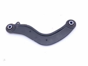 Gebruikte Draagarm boven rechts-achter Volvo XC40 (XZ) Recharge Twin 78 kWh Prijs € 54,99 Inclusief btw aangeboden door Automaterialen Ronald Morien B.V.