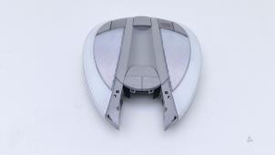 Gebruikte Binnenverlichting voor Mercedes CLS (C219) 500 5.0 V8 24V Prijs € 55,00 Margeregeling aangeboden door Automaterialen Ronald Morien B.V.