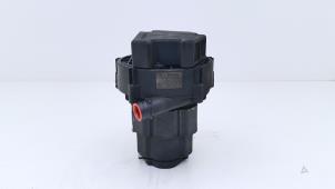 Gebruikte Secundaire Pomp Mercedes CLS (C219) 500 5.0 V8 24V Prijs € 95,00 Margeregeling aangeboden door Automaterialen Ronald Morien B.V.