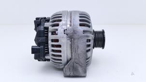 Gebruikte Alternator Mercedes CLS (C219) 500 5.0 V8 24V Prijs € 145,00 Margeregeling aangeboden door Automaterialen Ronald Morien B.V.