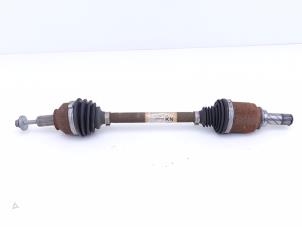 Gebruikte Cardanas links-voor (VWA) Renault Twingo III (AH) 1.0 SCe 70 12V Prijs € 65,00 Margeregeling aangeboden door Automaterialen Ronald Morien B.V.