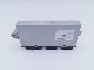 Gebruikte Centrale Deurvergrendelings Module BMW 5 serie Touring (F11) 520d 16V Prijs € 95,00 Margeregeling aangeboden door Automaterialen Ronald Morien B.V.