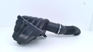 Gebruikte Luchtfilterhuis Volkswagen Polo VI (AW1) 1.0 TSI 12V Prijs € 95,00 Margeregeling aangeboden door Automaterialen Ronald Morien B.V.