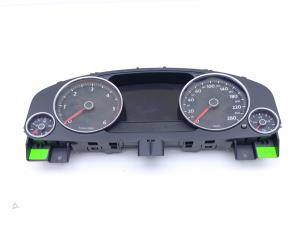 Gebruikte Instrumentenpaneel Volkswagen Touareg (7PA/PH) 4.2 TDI V8 DPF 32V Prijs € 595,00 Margeregeling aangeboden door Automaterialen Ronald Morien B.V.
