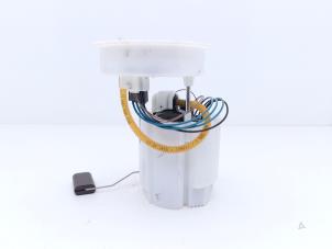 Gebruikte Benzinepomp BMW 2 serie Active Tourer (F45) 220i 2.0 TwinPower Turbo 16V Prijs € 95,00 Margeregeling aangeboden door Automaterialen Ronald Morien B.V.