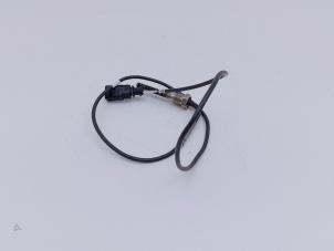 Gebruikte Uitlaat temperatuursensor Volkswagen Touareg Prijs € 95,00 Margeregeling aangeboden door Automaterialen Ronald Morien B.V.