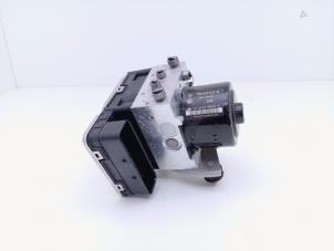 Gebruikte ABS Pomp Volkswagen Touareg Prijs € 249,00 Margeregeling aangeboden door Automaterialen Ronald Morien B.V.