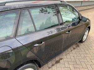 Gebruikte Deur 4Deurs rechts-achter Skoda Fabia III Combi (NJ5) 1.4 TDI 16V 90 Greentech Prijs € 395,00 Margeregeling aangeboden door Automaterialen Ronald Morien B.V.