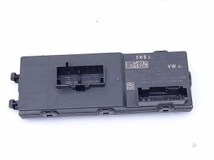 Gebruikte Module achterklep motor Audi RS 3 Sportback (8YA) 2.5 TFSI 20V Quattro Prijs € 75,00 Margeregeling aangeboden door Automaterialen Ronald Morien B.V.