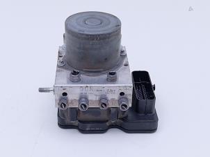 Gebruikte ABS Pomp Citroen Jumper (U9) 2.2 Blue HDi 165 Prijs € 195,00 Inclusief btw aangeboden door Automaterialen Ronald Morien B.V.