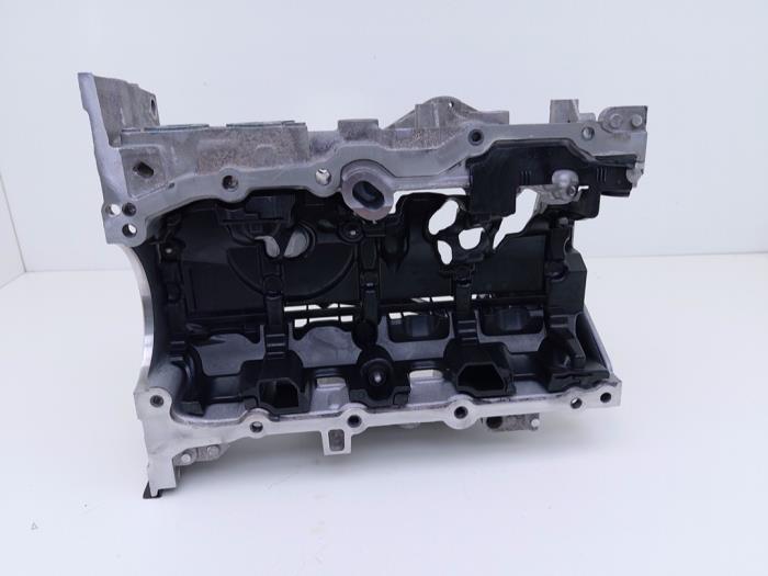Gebruikte Carterpan Nissan Qashqai (J12) 1.3 DIG-T 150 16V Prijs € 149,00 Inclusief btw aangeboden door Automaterialen Ronald Morien B.V.
