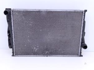 Gebruikte Radiateur BMW M3 (E46/2) 3.2 24V Prijs € 49,00 Margeregeling aangeboden door Automaterialen Ronald Morien B.V.