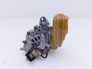 Gebruikte Oliepomp Nissan Qashqai (J12) 1.3 DIG-T 150 16V Prijs € 95,00 Inclusief btw aangeboden door Automaterialen Ronald Morien B.V.