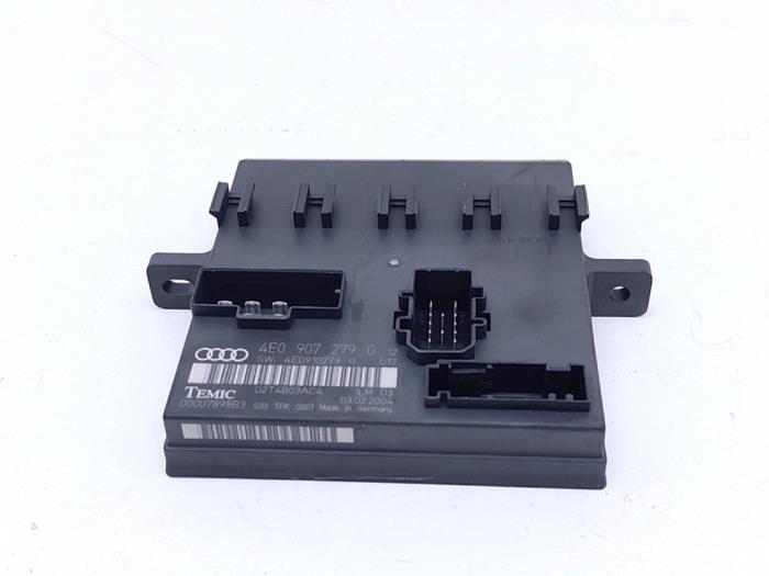 Gebruikte Module Bodycontrol Audi A8 (D3) 6.0 W12 48V Quattro Prijs € 45,00 Margeregeling aangeboden door Automaterialen Ronald Morien B.V.