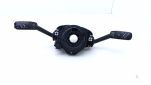 Gebruikte Licht + Raw Schakelaar Volkswagen Polo VI (AW1) 1.0 MPI 12V Prijs € 75,00 Margeregeling aangeboden door Automaterialen Ronald Morien B.V.