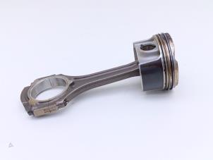 Gebruikte Zuiger Mercedes C AMG (C205) 4.0 C-63 AMG V8 Biturbo Prijs € 395,00 Margeregeling aangeboden door Automaterialen Ronald Morien B.V.