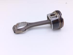 Gebruikte Zuiger Mercedes C AMG (C205) 4.0 C-63 AMG V8 Biturbo Prijs € 395,00 Margeregeling aangeboden door Automaterialen Ronald Morien B.V.