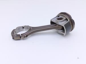 Gebruikte Zuiger Mercedes C AMG (C205) 4.0 C-63 AMG V8 Biturbo Prijs € 395,00 Margeregeling aangeboden door Automaterialen Ronald Morien B.V.