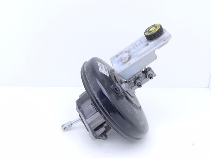 Rembekrachtiger van een Renault Kangoo Express (FW) ZE 2019