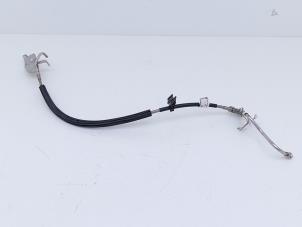 Gebruikte Leiding (diversen) Mercedes C Estate (S205) C-180 1.6 16V BlueEfficiency Prijs € 45,00 Margeregeling aangeboden door Automaterialen Ronald Morien B.V.