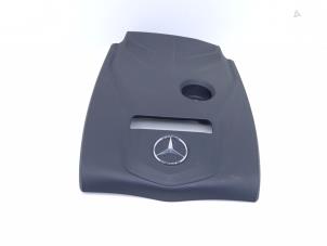 Gebruikte Afdekplaat motor Mercedes C Estate (S205) C-180 1.6 16V BlueEfficiency Prijs € 45,00 Margeregeling aangeboden door Automaterialen Ronald Morien B.V.