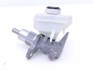 Gebruikte Hoofdremcilinder Audi RS 6 Avant (C7) 4.0 V8 TFSI Performance 32V Prijs € 95,00 Inclusief btw aangeboden door Automaterialen Ronald Morien B.V.