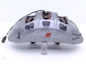 Gebruikte Remklauw (Tang) links-voor Audi RS 6 Avant (C7) 4.0 V8 TFSI Performance 32V Prijs € 895,00 Inclusief btw aangeboden door Automaterialen Ronald Morien B.V.