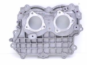 Gebruikte Distributiedeksel Mercedes AMG GT 4-door coupe (X290) 3.0 43 EQ boost 4-Matic+ Prijs € 49,00 Margeregeling aangeboden door Automaterialen Ronald Morien B.V.