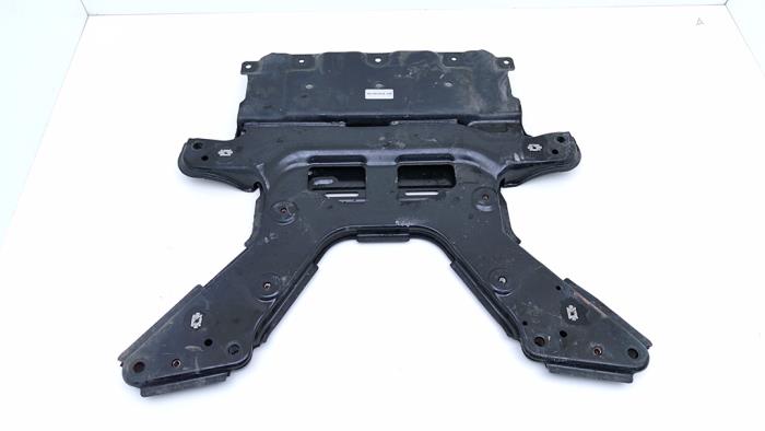 Gebruikte Subframe Audi e-tron (GEN) 55 quattro Prijs € 49,00 Margeregeling aangeboden door Automaterialen Ronald Morien B.V.
