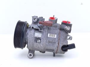 Gebruikte Aircopomp Volkswagen Polo VI (AW1) 1.0 MPI 12V Prijs € 35,00 Margeregeling aangeboden door Automaterialen Ronald Morien B.V.