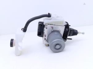 Gebruikte ABS Pomp XPENG G6 Long Range 88 kW Prijs € 395,00 Margeregeling aangeboden door Automaterialen Ronald Morien B.V.