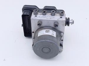 Gebruikte ABS Pomp Peugeot 308 SW (L4/L9/LC/LJ/LR) 1.2 12V e-THP PureTech 130 Prijs € 149,00 Margeregeling aangeboden door Automaterialen Ronald Morien B.V.