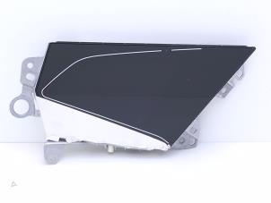 Gebruikte Display Interieur Audi E-tron (GEN) 55 quattro Prijs € 645,00 Margeregeling aangeboden door Automaterialen Ronald Morien B.V.