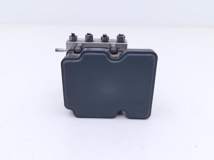 Gebruikte ABS Pomp Peugeot Rifter (ER/EC/EZ) 1.5 BlueHDi 100 Prijs € 79,00 Margeregeling aangeboden door Automaterialen Ronald Morien B.V.