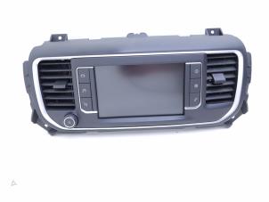 Gebruikte Display Interieur Peugeot Expert (V1/VA/VB/VE/VF/VT/VY) 2.0 Blue HDi 145 16V Prijs € 275,00 Inclusief btw aangeboden door Automaterialen Ronald Morien B.V.