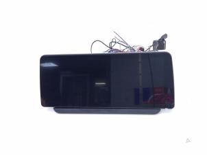 Gebruikte Display Interieur Toyota Corolla Touring Sport (E21/EH1) 2.0 16V Hybrid Prijs € 125,00 Margeregeling aangeboden door Automaterialen Ronald Morien B.V.