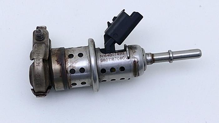 Gebruikte Adblue injector Peugeot Expert (V1/VA/VB/VE/VF/VT/VY) 2.0 Blue HDi 145 16V Prijs € 45,00 Inclusief btw aangeboden door Automaterialen Ronald Morien B.V.