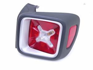 Gebruikte Achterlicht rechts Jeep Renegade (BU) 1.4 Multi Air 16V Prijs € 135,00 Margeregeling aangeboden door Automaterialen Ronald Morien B.V.