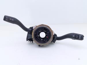 Gebruikte Combischakelaar Stuurkolom Porsche Cayenne (9PA) 3.2 V6 24V Prijs € 75,00 Margeregeling aangeboden door Automaterialen Ronald Morien B.V.