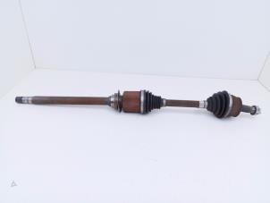 Gebruikte Aandrijfas rechts-voor Jeep Renegade (BU) 1.4 Multi Air 16V Prijs € 175,00 Margeregeling aangeboden door Automaterialen Ronald Morien B.V.