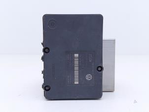 Gebruikte ABS Pomp Porsche Cayenne (9PA) 3.2 V6 24V Prijs € 140,00 Margeregeling aangeboden door Automaterialen Ronald Morien B.V.