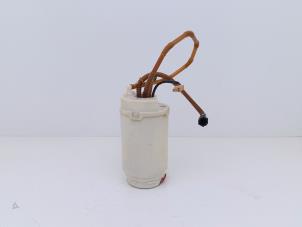 Gebruikte Benzinepomp Porsche Cayenne (9PA) 3.2 V6 24V Prijs € 145,00 Margeregeling aangeboden door Automaterialen Ronald Morien B.V.